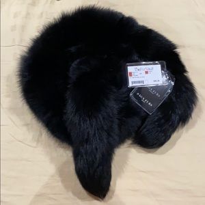 Dyed fox boa w/tails